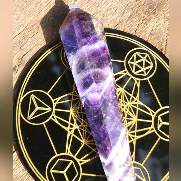 Dream Amethyst Wand - Picture 2 of 3